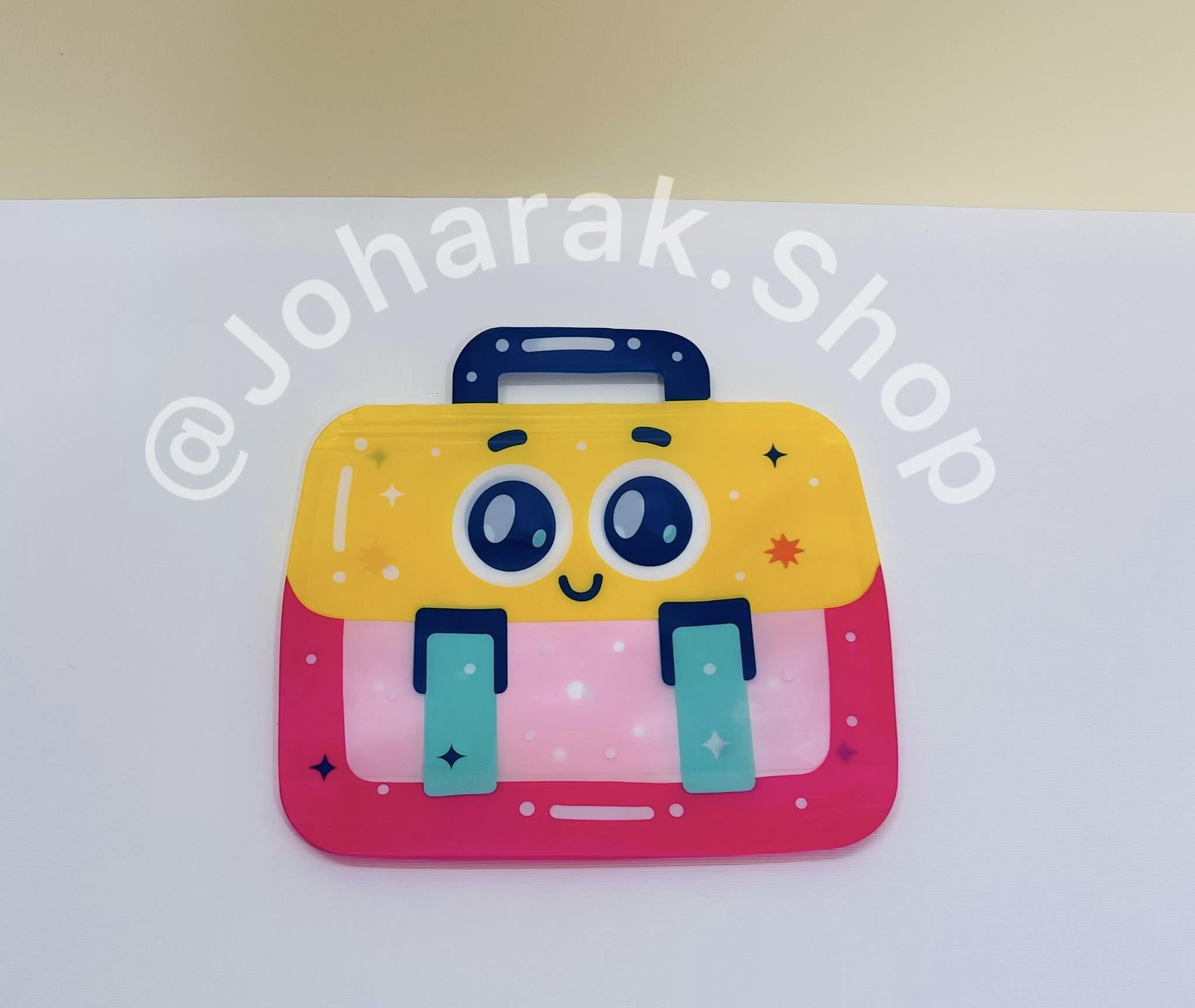 کوله پشتی چشم درشت